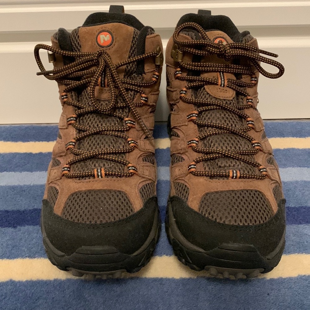 Merrell Mens Moab 3 Mid Waterproof boots.